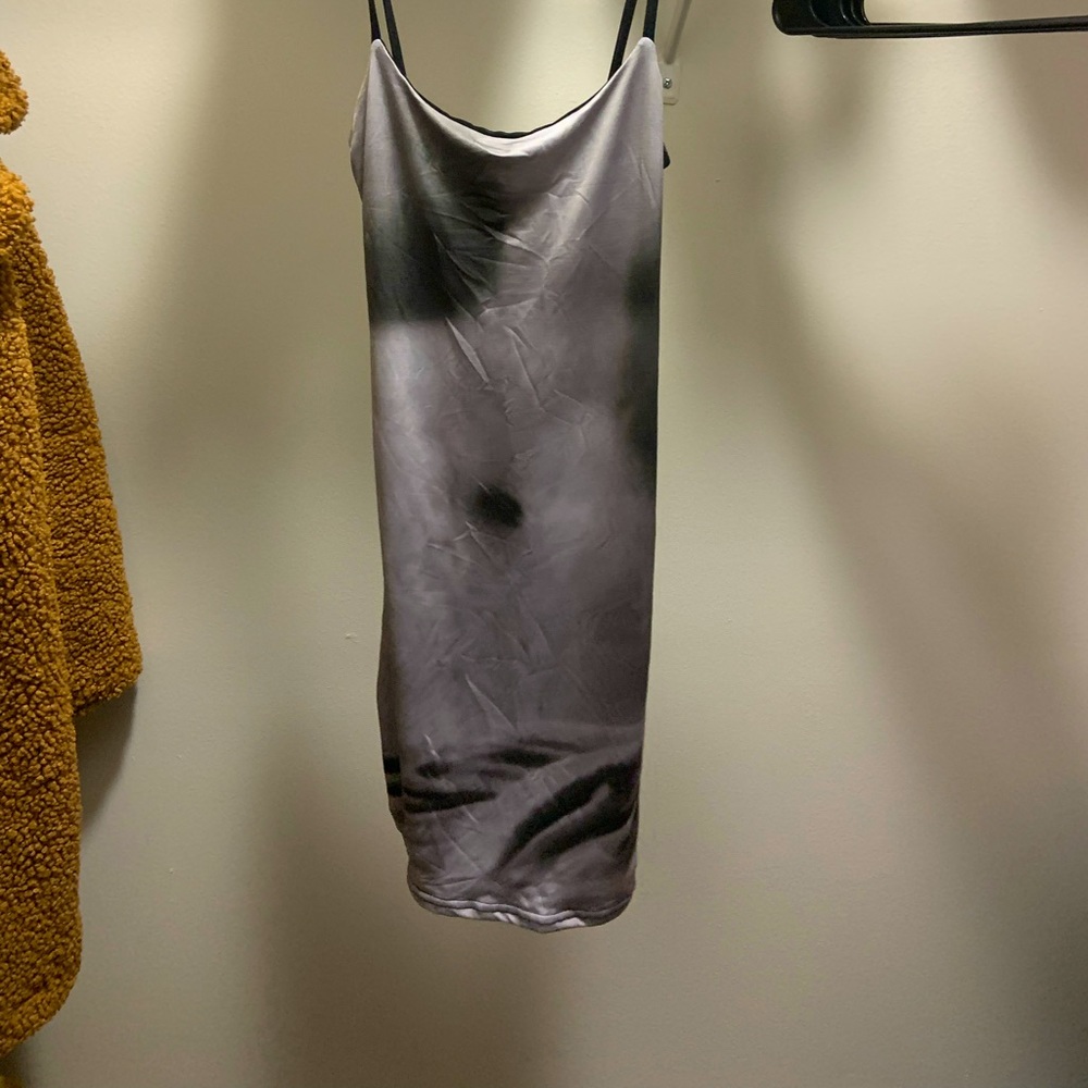 90’s Midi Dress from Pretty Little Thing, gray cot